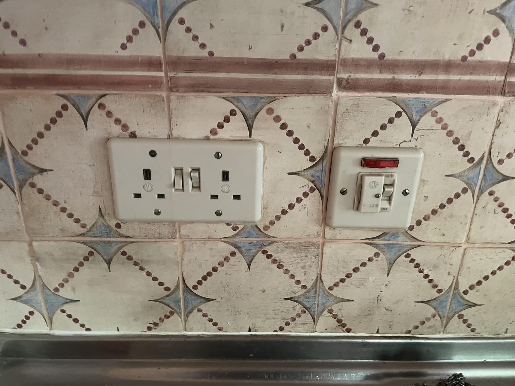 Old socket and fused spur from the 1960's